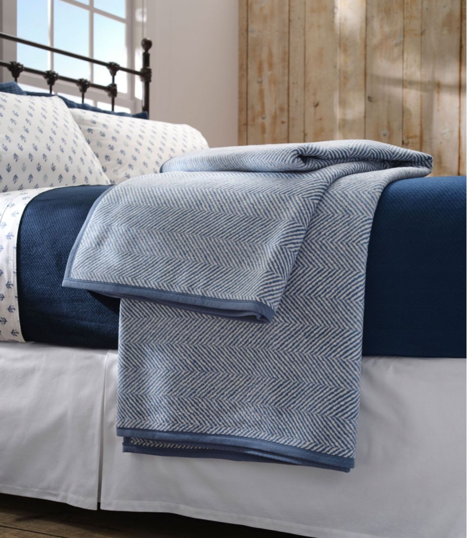 ChappyWrap Cozy Throw Blanket, Herringbone L.L.Bean Top Pick